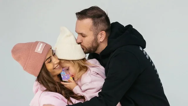 Rodinná fotografia z článku Nový čas pre ženy
